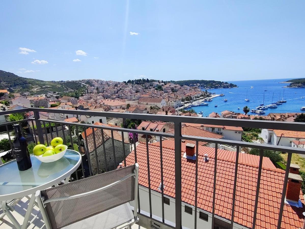 Brand New Apt W Balcony & Perfect Seaview At Center Χβαρ Εξωτερικό φωτογραφία