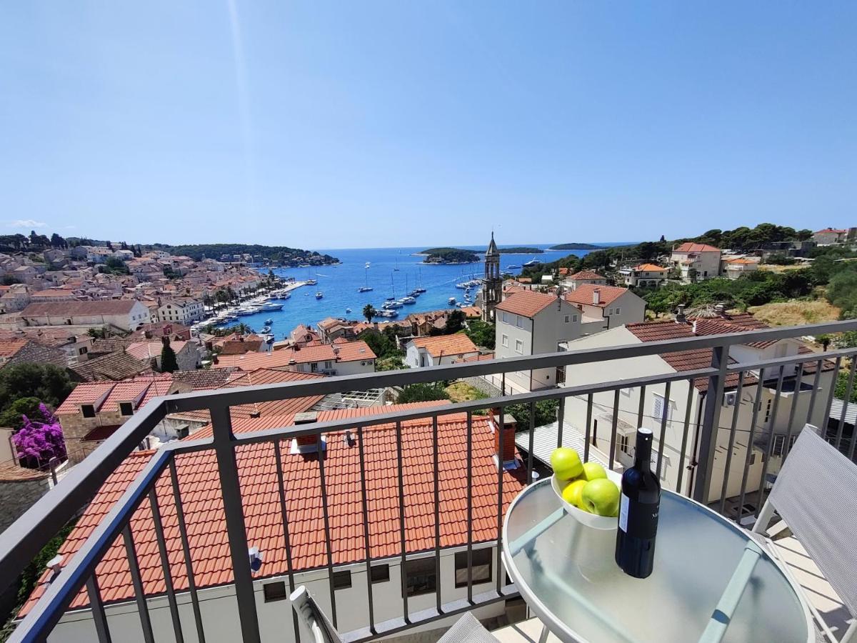 Brand New Apt W Balcony & Perfect Seaview At Center Χβαρ Εξωτερικό φωτογραφία