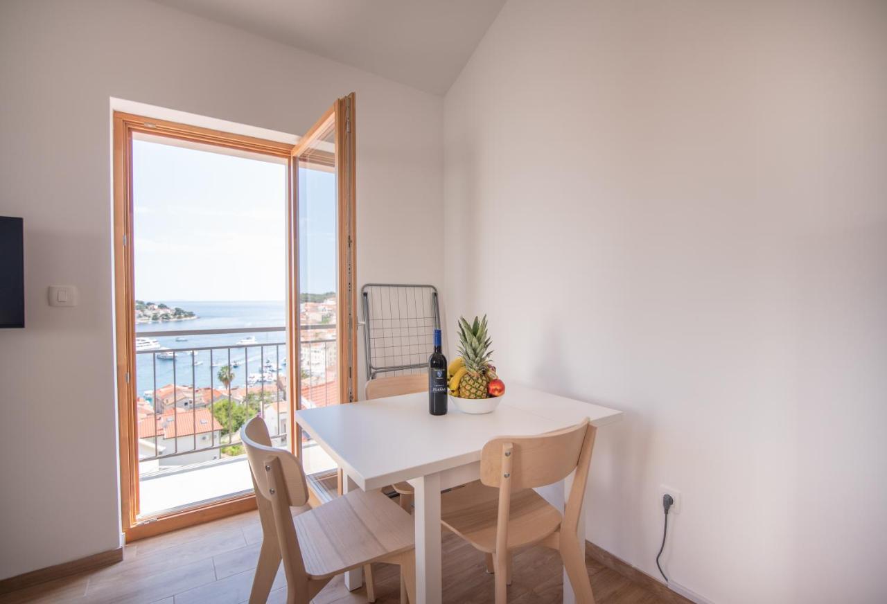 Brand New Apt W Balcony & Perfect Seaview At Center Χβαρ Εξωτερικό φωτογραφία