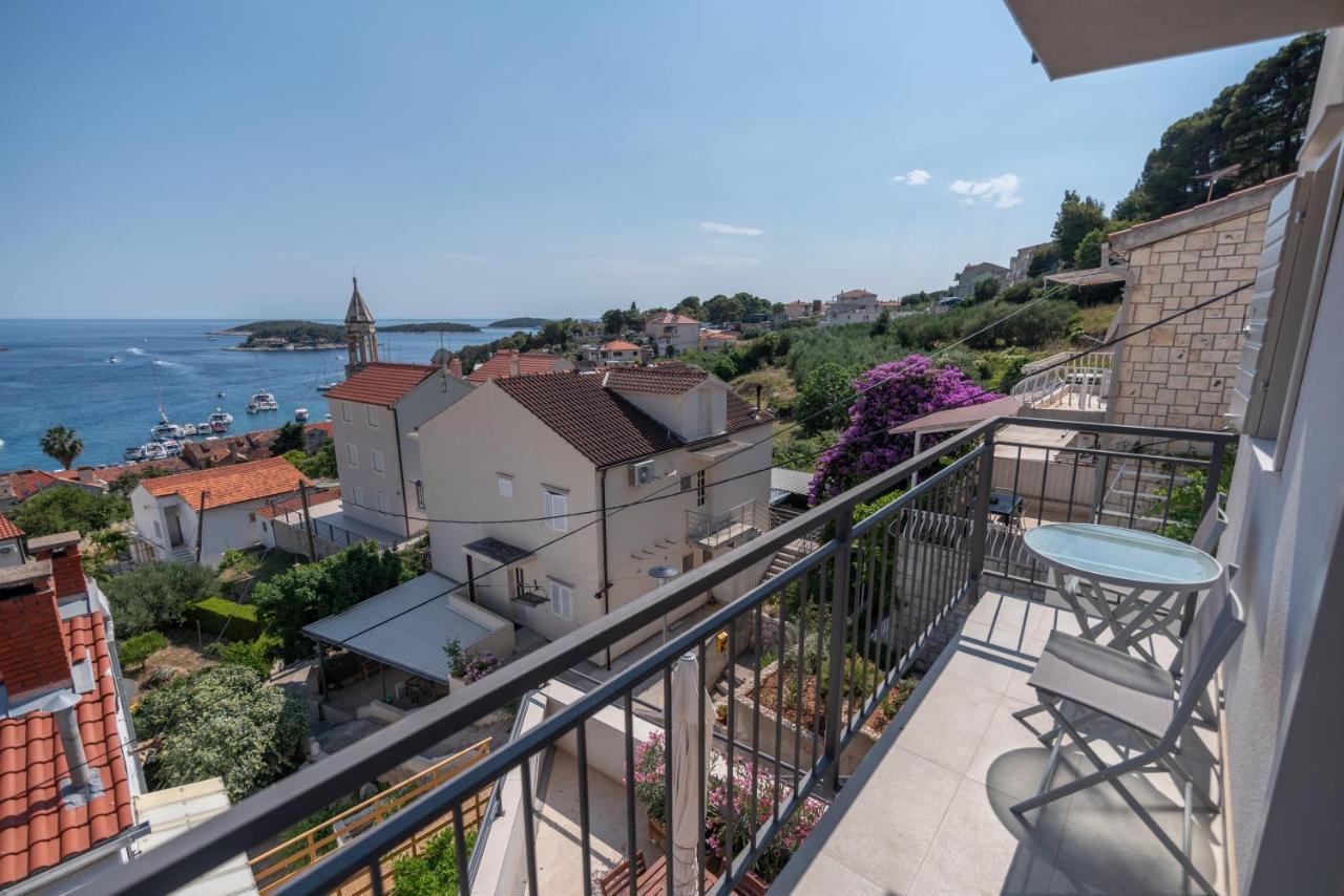 Brand New Apt W Balcony & Perfect Seaview At Center Χβαρ Εξωτερικό φωτογραφία