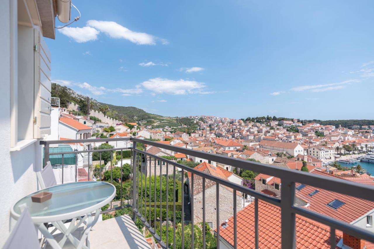 Brand New Apt W Balcony & Perfect Seaview At Center Χβαρ Εξωτερικό φωτογραφία